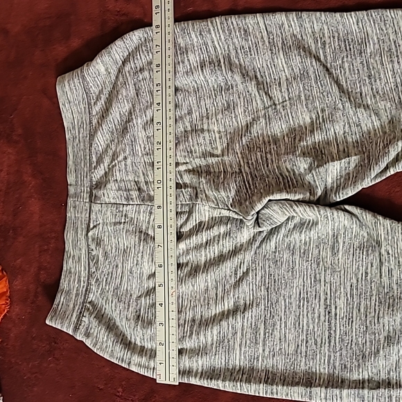 Pink VS grey sweatpants with lace up front, medium - Picture 4 of 5